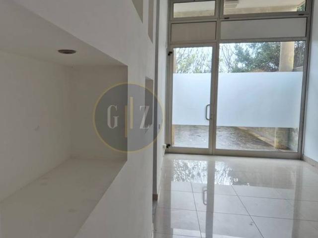 Ufficio in affitto a Puglia, Lecce
