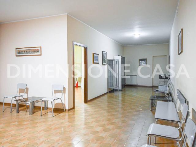 Ufficio in affitto a Unione Comuni Modenesi Area Nord, Medolla