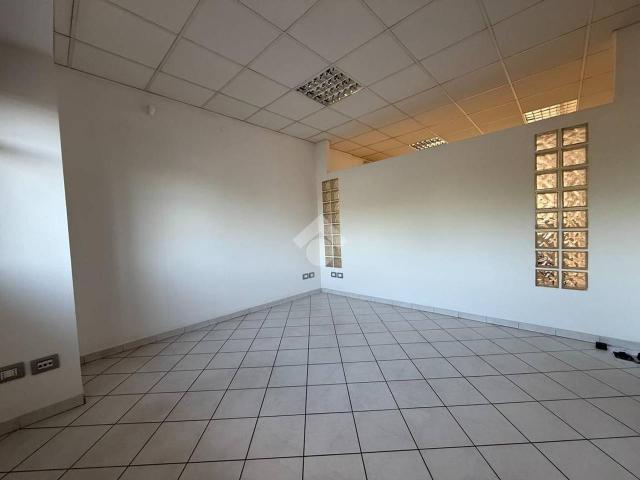 Ufficio in affitto a Unione dei comuni Valle del Savio, Mercato Saraceno