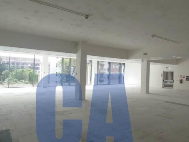 Ufficio in affitto a Municipio 4, Milano
