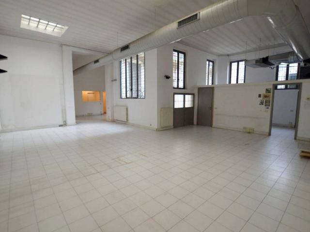 Ufficio in affitto a Municipio 1, Milano