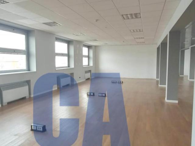 Ufficio in affitto a Municipio 8 di Milano, Milano