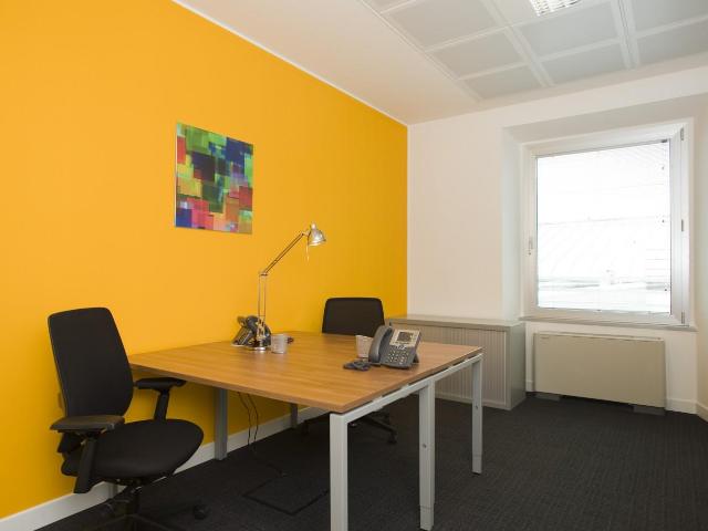 Ufficio in affitto a Municipio 2, Milano