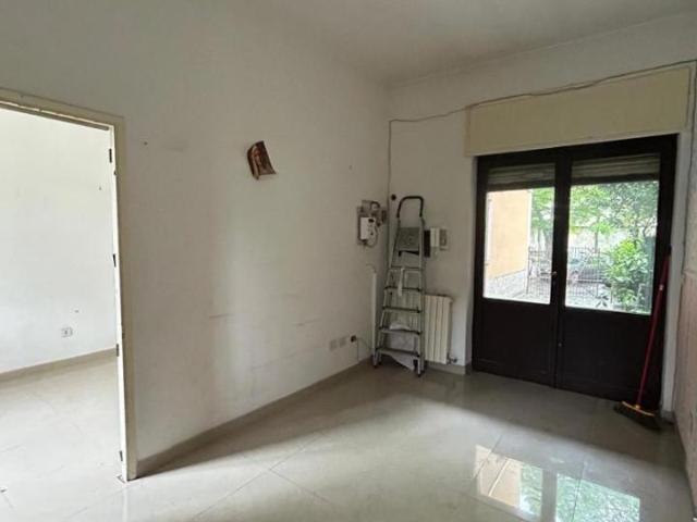 Ufficio in vendita a Forze Armate, Milano