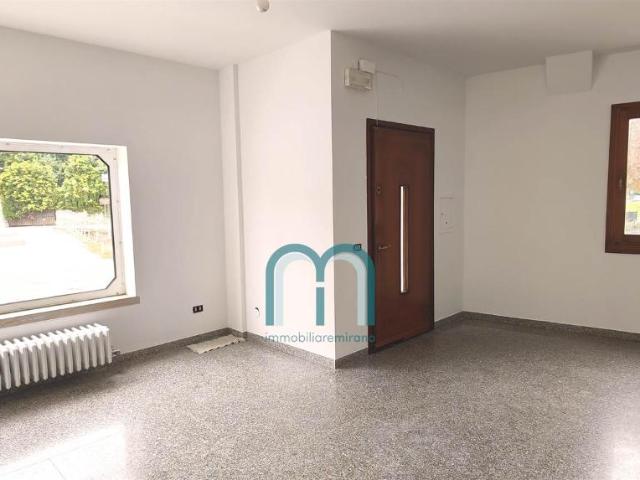 Ufficio in affitto a Mirano, Veneto