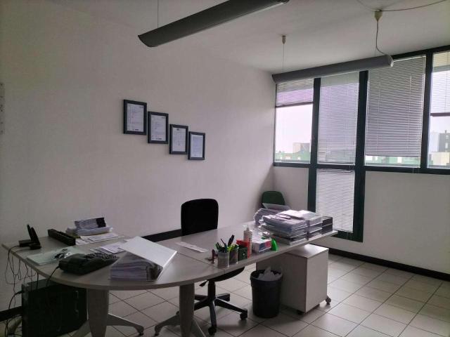 Ufficio in affitto a San Faustino-Madonnina-Quattroville, Modena