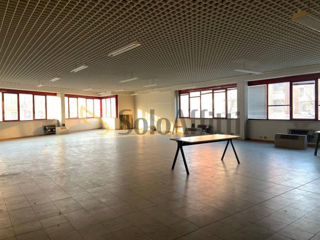 Ufficio in affitto a Crocetta-San Lazzaro-Modena Est, Modena