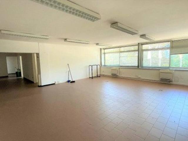 Ufficio in affitto a Monsummano Terme, Pistoia