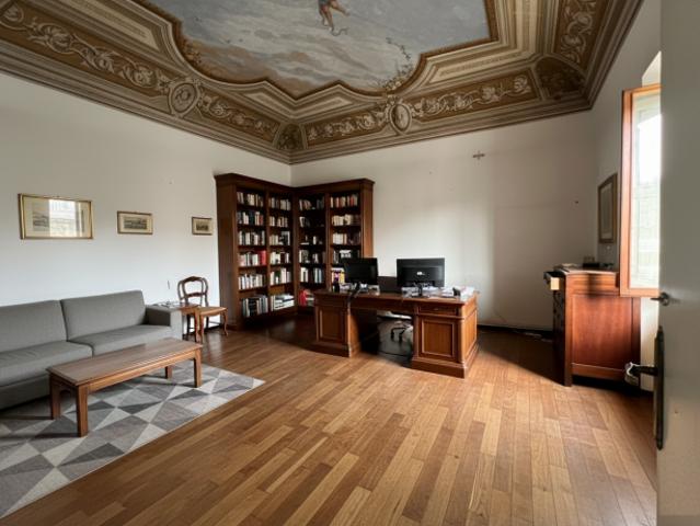Ufficio in affitto a Unione dei Comuni Circondario dell'Empolese Valdelsa, Montelupo Fiorentino