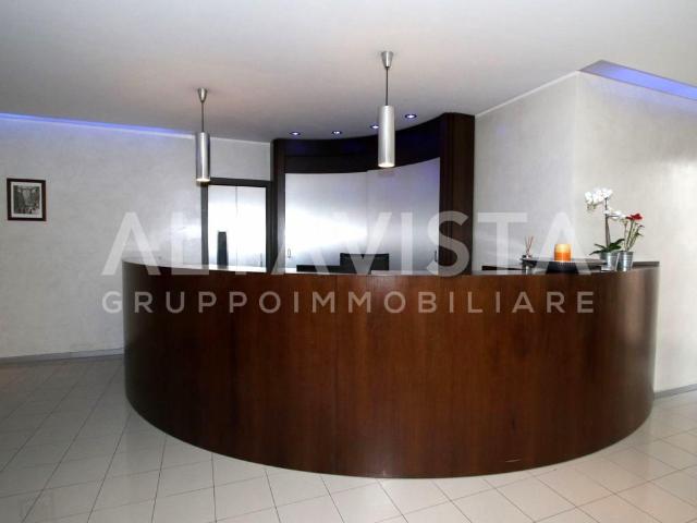 Ufficio in affitto a Montichiari, Lombardia