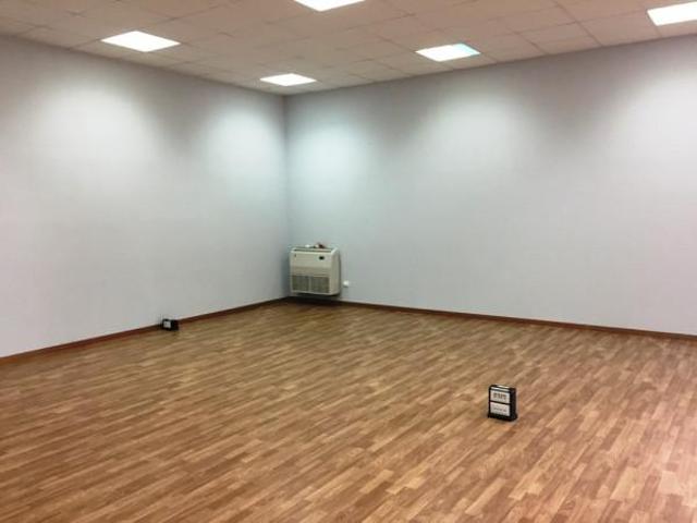 Ufficio in affitto a Municipalità 4, Napola