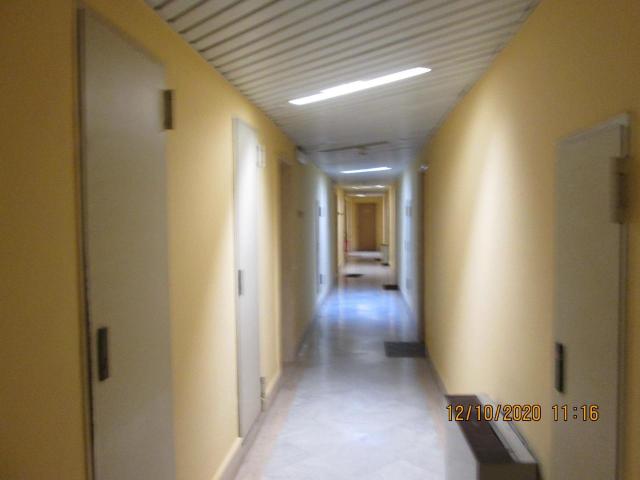 Ufficio in affitto a Municipalità 4, Campania