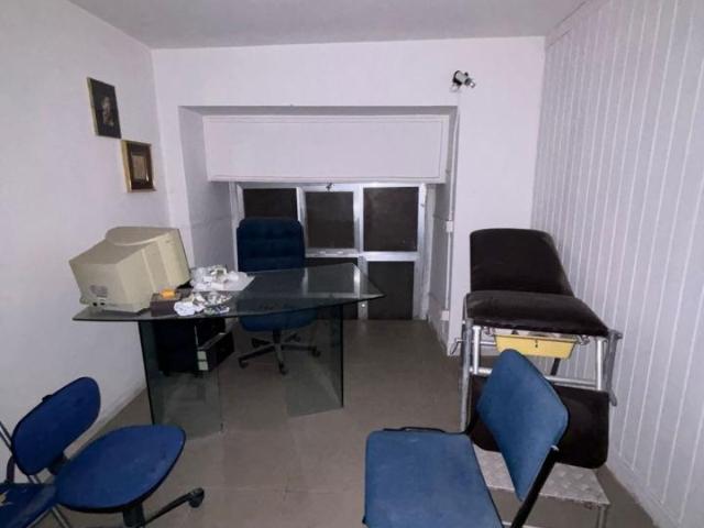 Ufficio in affitto a Municipalità 1, Campania