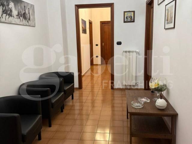 Ufficio in affitto a Cicalesi, Nocera Inferiore