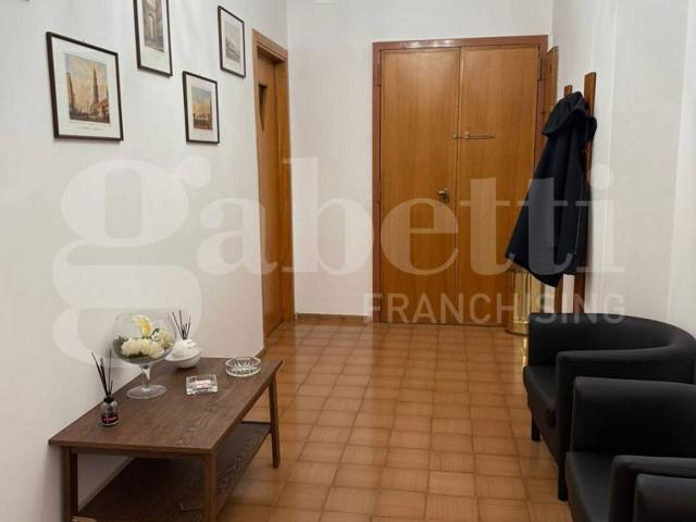 Ufficio in affitto a Cicalesi, Nocera Inferiore