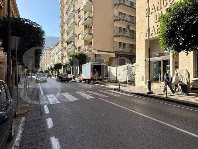 Ufficio in affitto a Cicalesi, Nocera Inferiore