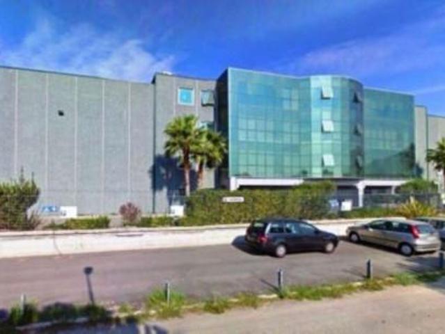 Ufficio in affitto a Saviano, Campania