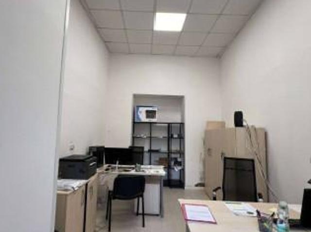 Ufficio in affitto a Nola, Campania