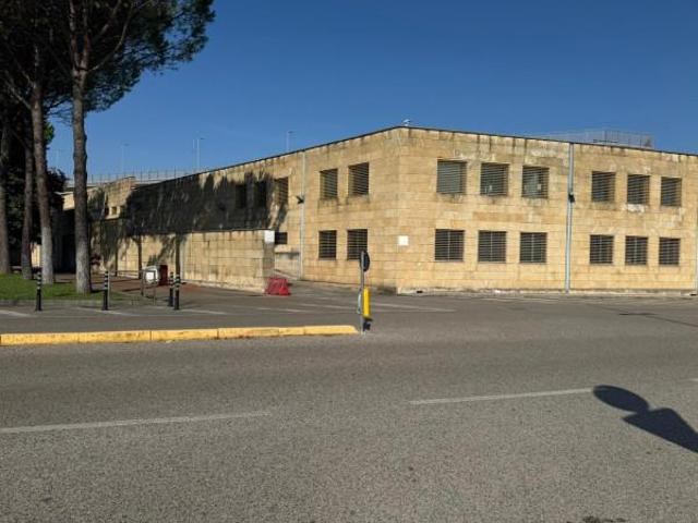 Ufficio in affitto a Saviano, Campania