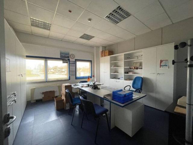 Ufficio in affitto a Piemonte, Novara