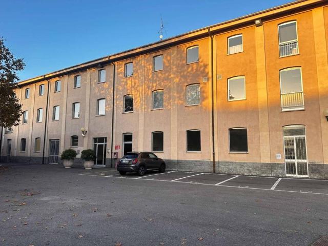 Ufficio in affitto a San Rocco, Piemonte