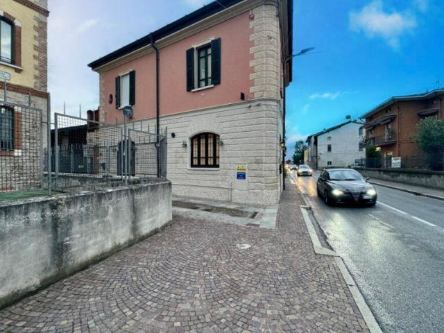 Ufficio in affitto a Unione dei Comuni Bassa Bresciana Occidentale, Orzinuovi
