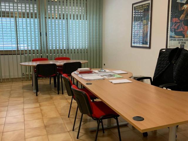 Ufficio in affitto a Marche, Ancona