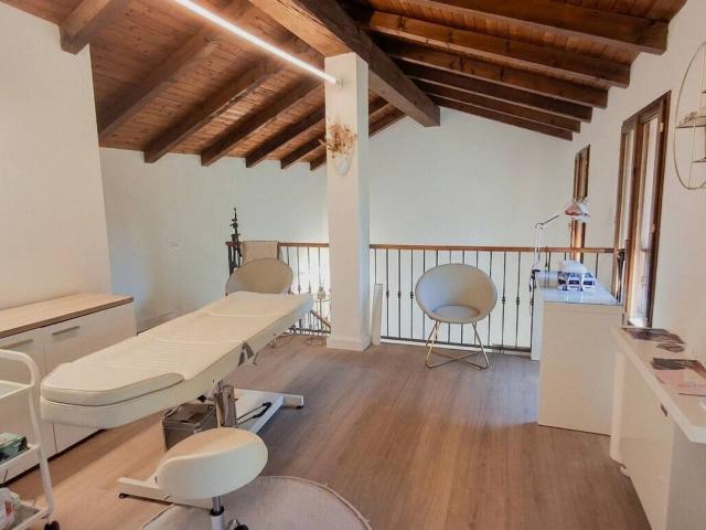 Ufficio in affitto a Unione dei comuni Savena-Idice, Ozzano Dell'emilia