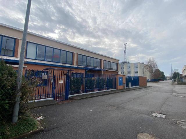 Ufficio in affitto a Zona Omogenea Milano Nord, Paderno Dugnano