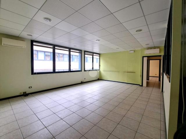 Ufficio in affitto a Noventa Padovana, Veneto