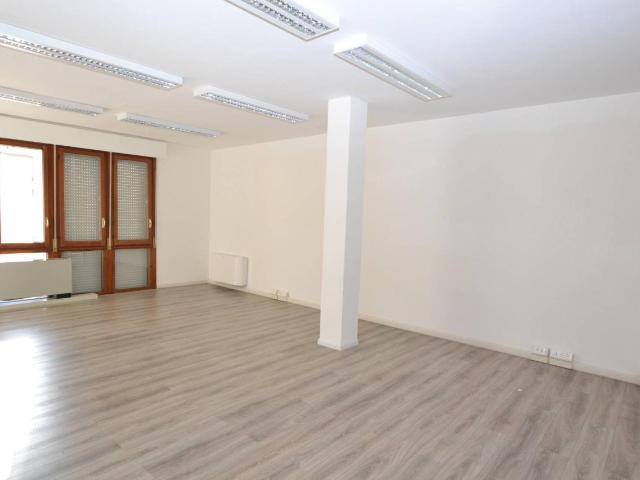 Ufficio in affitto a Padova, Arcella