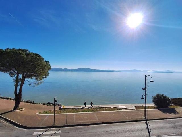 Ufficio in affitto a Passignano Sul Trasimeno, Umbria