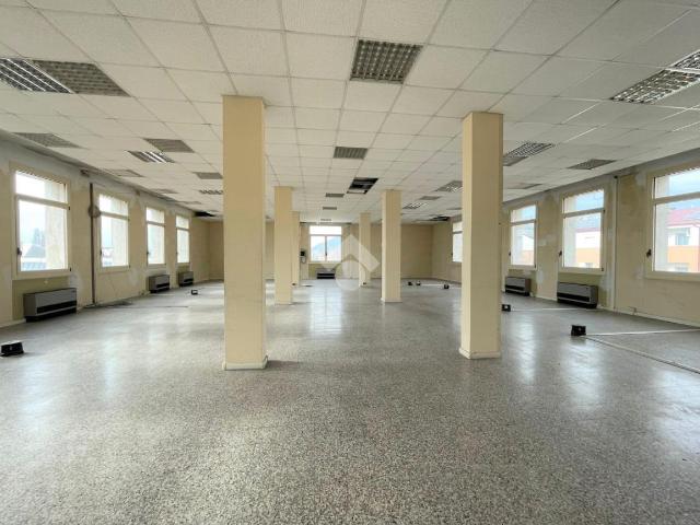 Ufficio in affitto a Battaglia Terme, Veneto