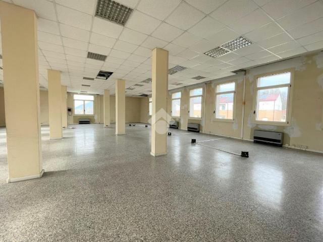Ufficio in affitto a Battaglia Terme, Veneto
