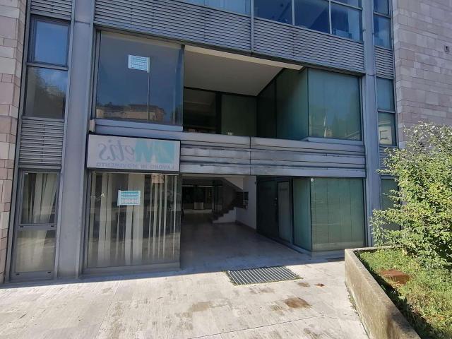 Ufficio in affitto a Madonna Alta, Cenerente