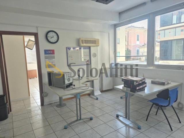Ufficio in affitto a Pescara, Abruzzo