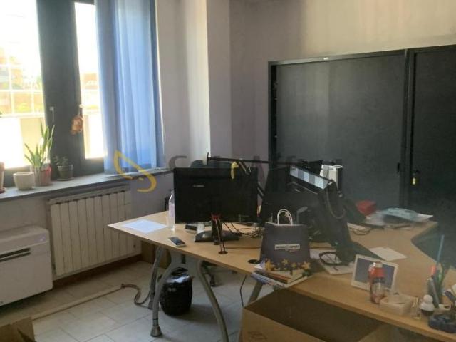 Ufficio in affitto a Rancitelli, Pescara
