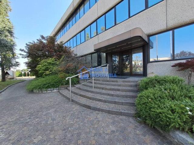 Ufficio in affitto a Mezzate, Peschiera Borromeo