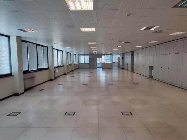 Ufficio in affitto a Mezzate, Peschiera Borromeo