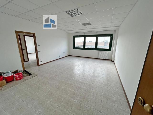Ufficio in affitto a Mellaredo, Pianiga