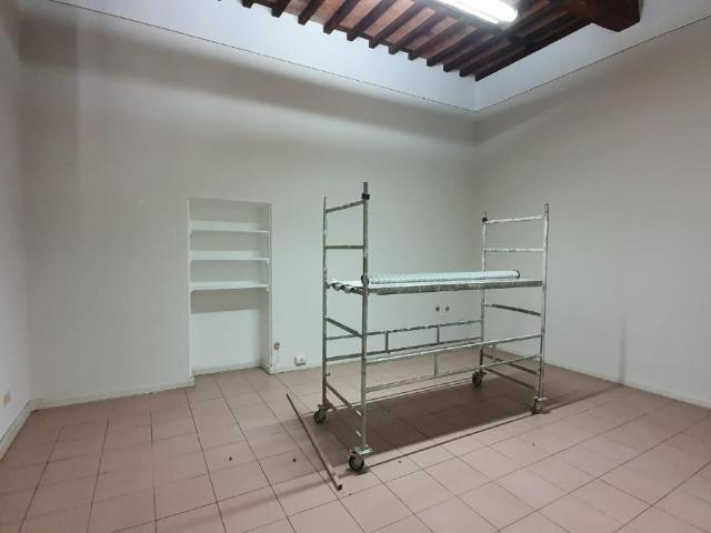 Ufficio in affitto a Tonfano, Toscana