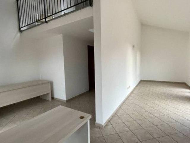 Ufficio in affitto a Saette, Pieve a Nievole