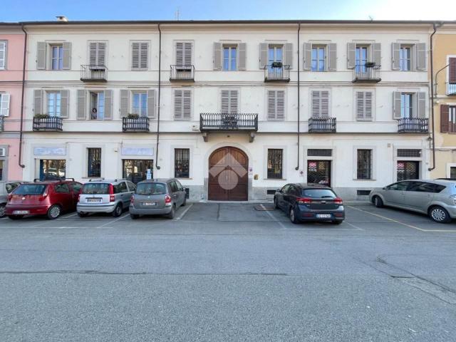 Locale Commerciale in affitto a Piemonte, Torino