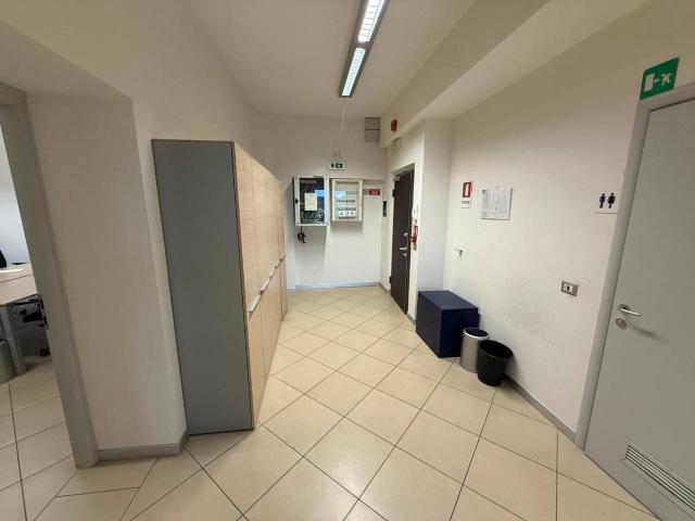 Ufficio in affitto a Porta a Mare, Pisa