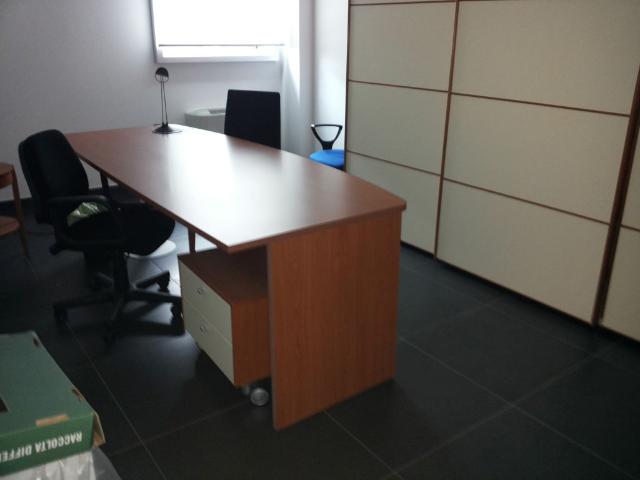 Ufficio in affitto a Le Melorie, Ponsacco