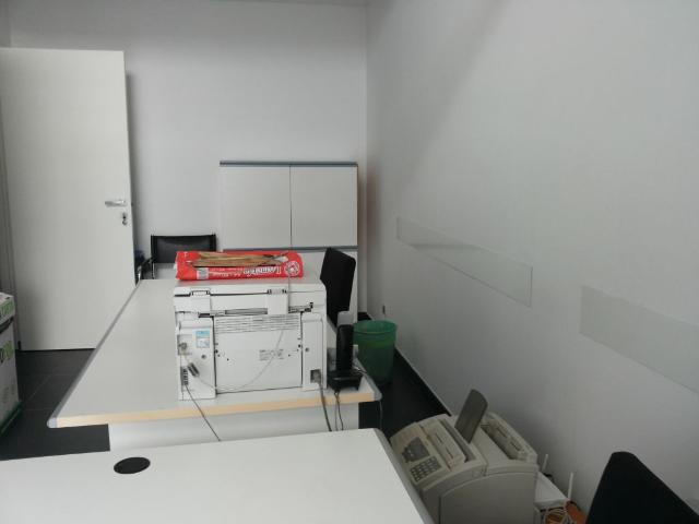 Ufficio in affitto a Le Melorie, Ponsacco