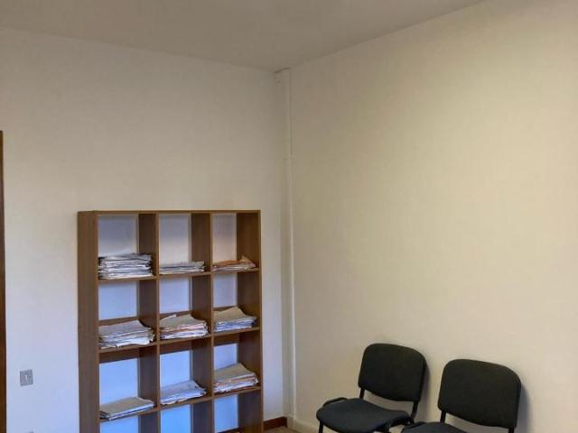 Ufficio in affitto a Romito, Pontedera