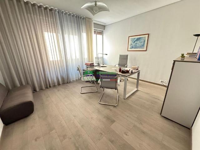 Ufficio in affitto a Ragusa