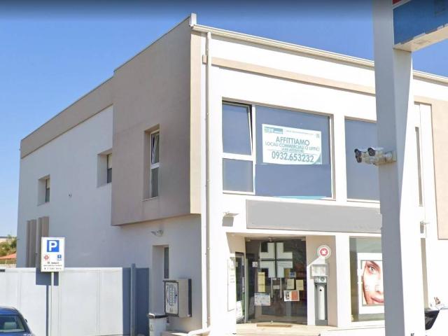 Ufficio in affitto a Ragusa, Sicilia