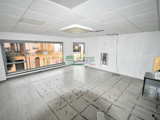 Ufficio in affitto a Ragusa